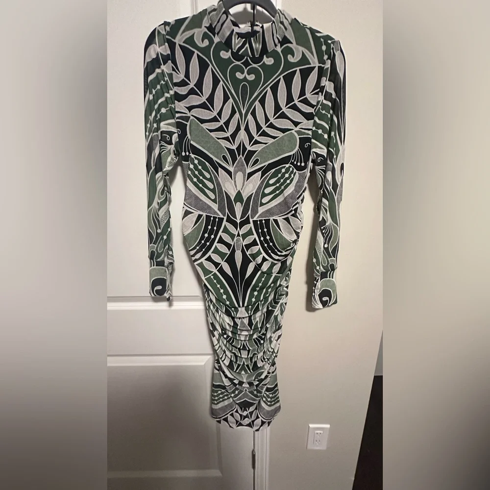 BNWT FARM Rio Green and Black Long Sleeve Dress size Large - Picture 6 of 9